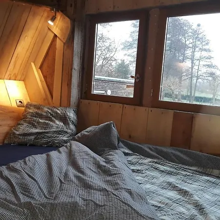 De Lodge Moon-sur-Elle